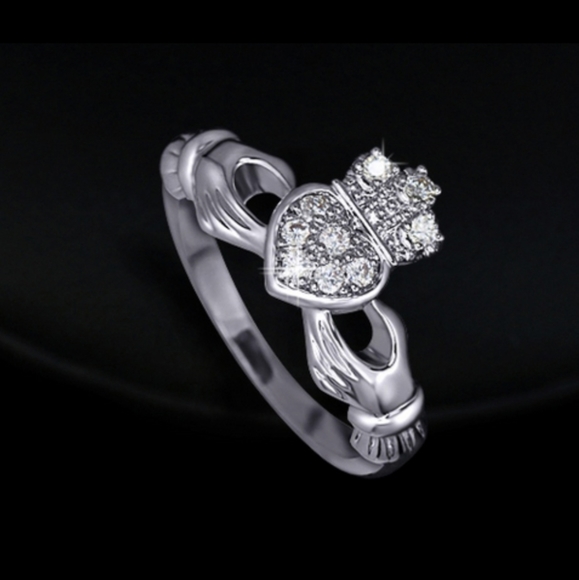 New Heart Shaped Diamonique 925 Silver Claddagh Ring. - Picture 3 of 6